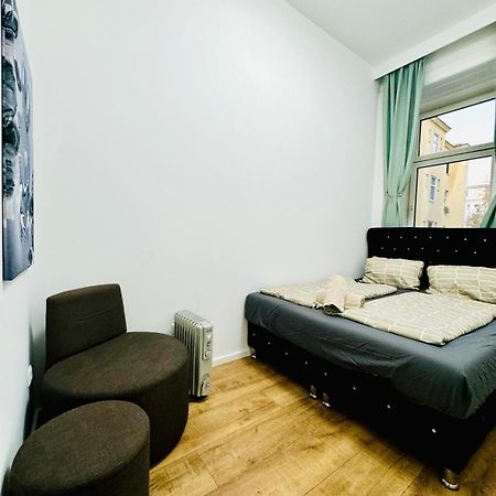 Cozy 9Br Shared Apartment, Only 12Min Walk To Augarten Βιέννη Εξωτερικό φωτογραφία