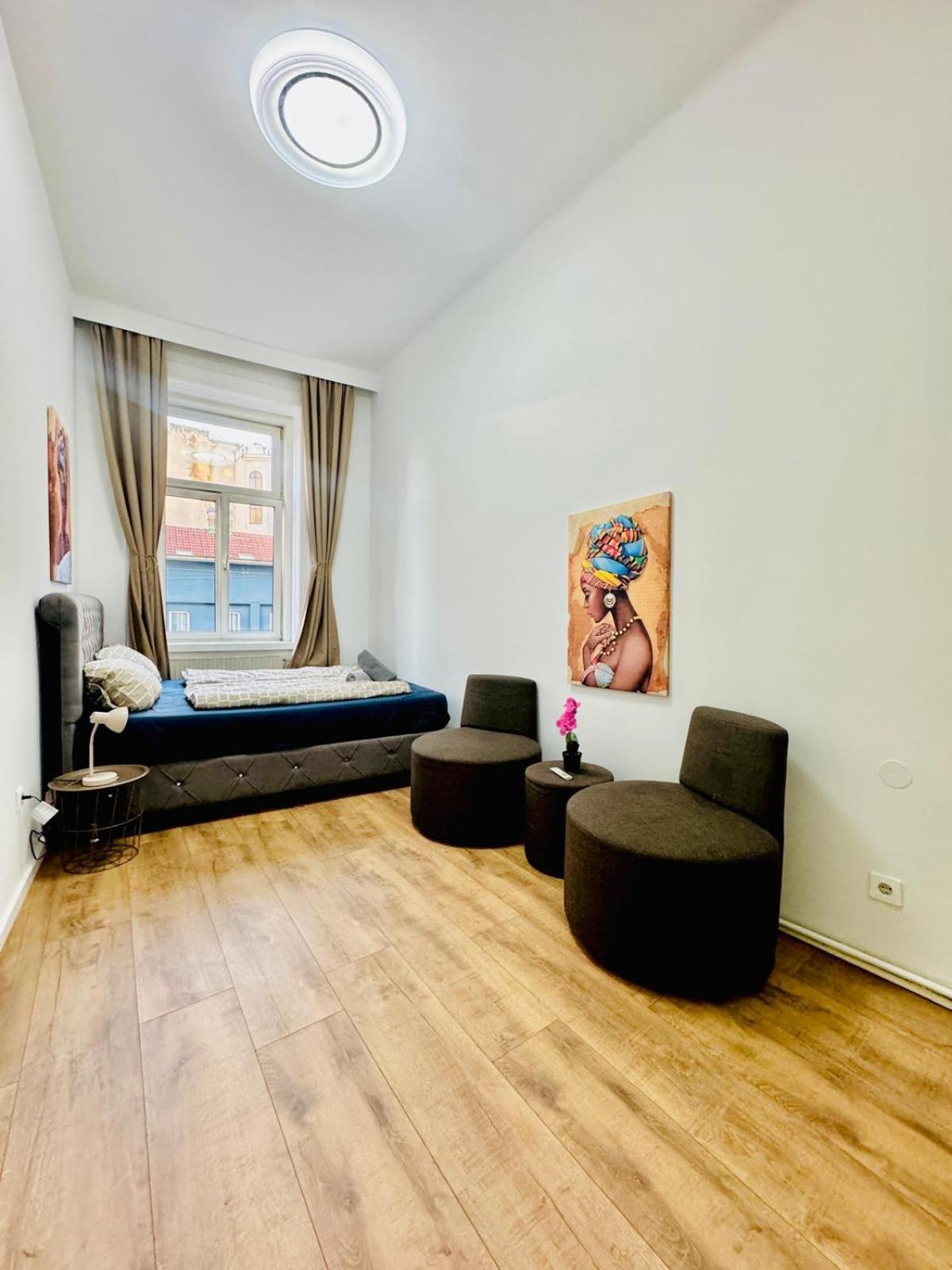 Cozy 9Br Shared Apartment, Only 12Min Walk To Augarten Βιέννη Εξωτερικό φωτογραφία