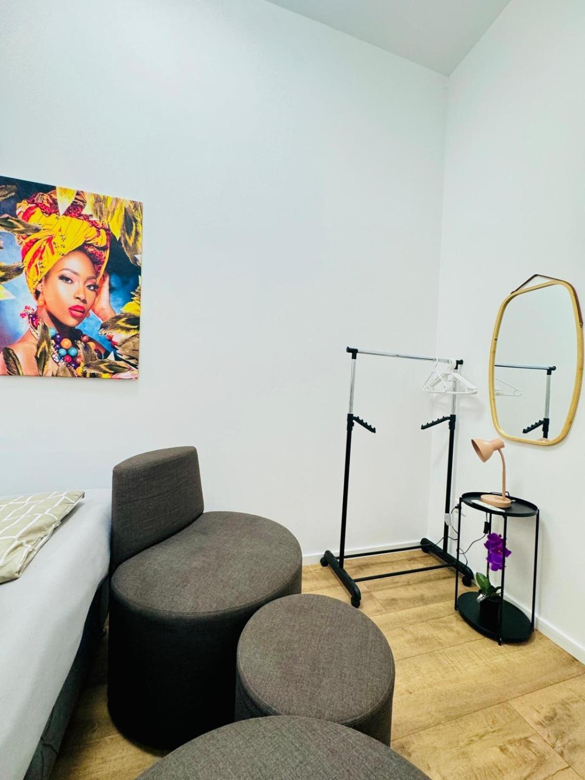 Cozy 9Br Shared Apartment, Only 12Min Walk To Augarten Βιέννη Εξωτερικό φωτογραφία