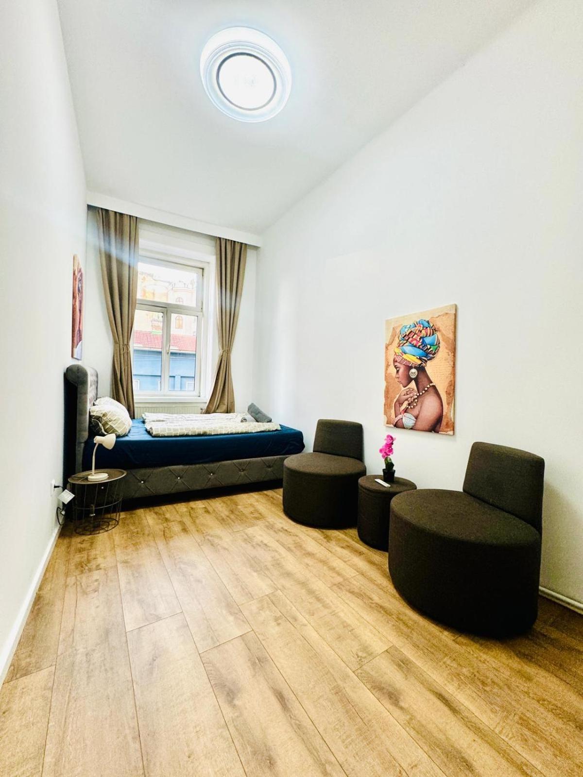 Cozy 9Br Shared Apartment, Only 12Min Walk To Augarten Βιέννη Εξωτερικό φωτογραφία