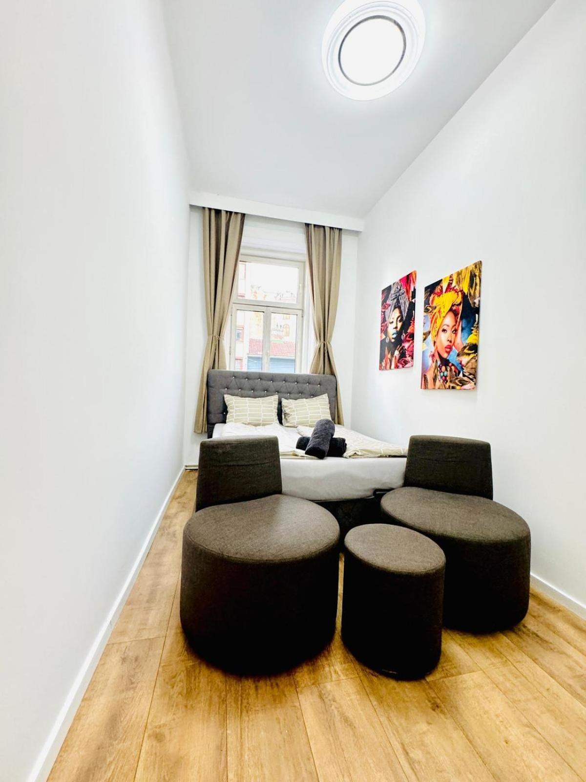 Cozy 9Br Shared Apartment, Only 12Min Walk To Augarten Βιέννη Εξωτερικό φωτογραφία
