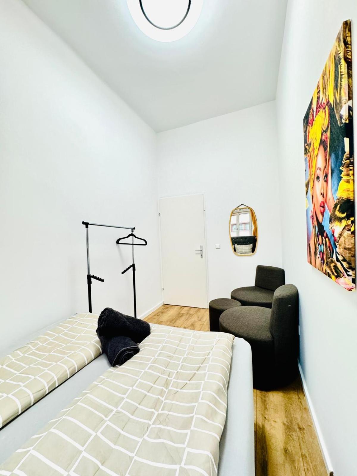 Cozy 9Br Shared Apartment, Only 12Min Walk To Augarten Βιέννη Εξωτερικό φωτογραφία