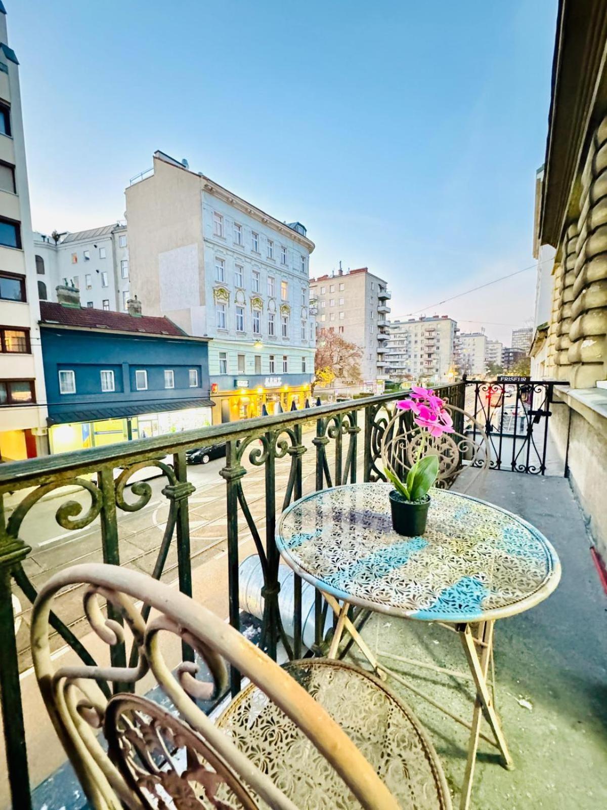 Cozy 9Br Shared Apartment, Only 12Min Walk To Augarten Βιέννη Εξωτερικό φωτογραφία