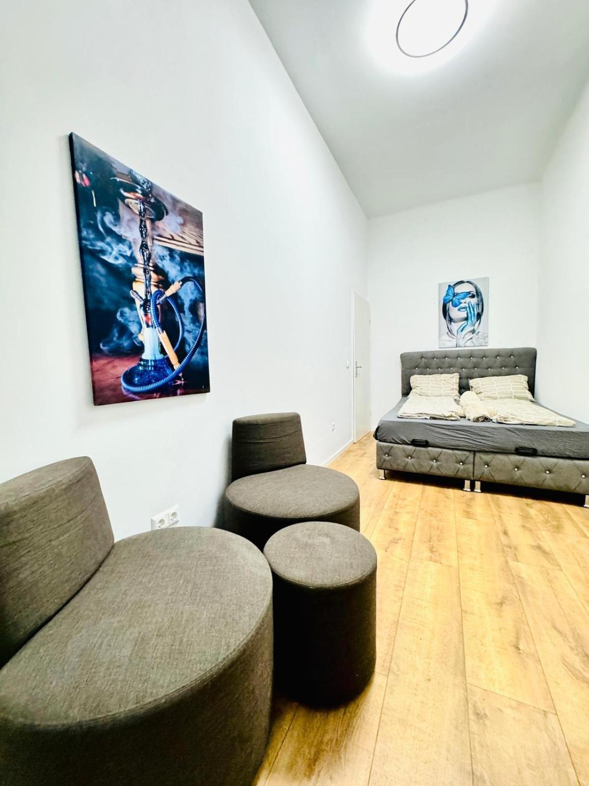 Cozy 9Br Shared Apartment, Only 12Min Walk To Augarten Βιέννη Εξωτερικό φωτογραφία