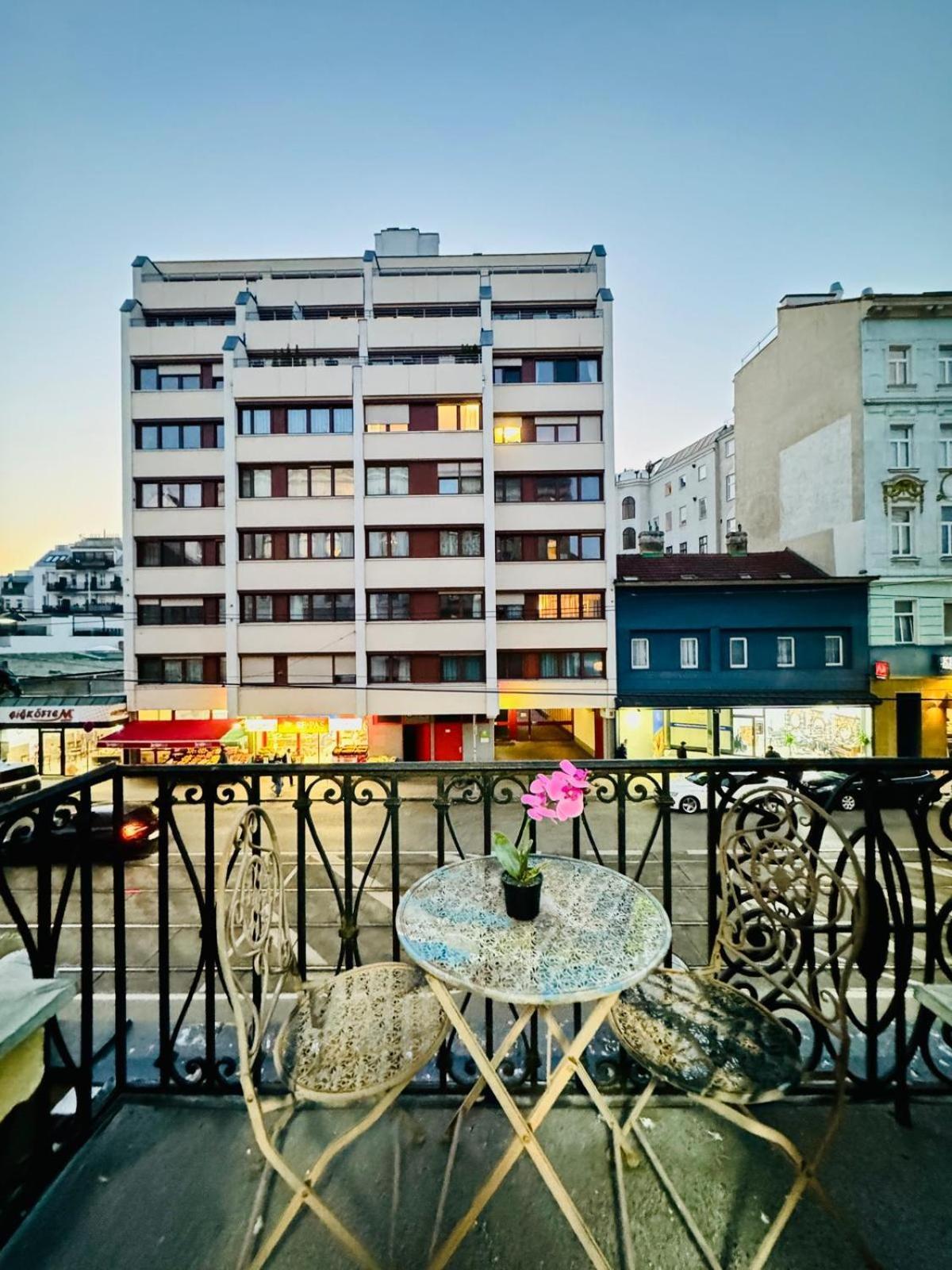 Cozy 9Br Shared Apartment, Only 12Min Walk To Augarten Βιέννη Εξωτερικό φωτογραφία