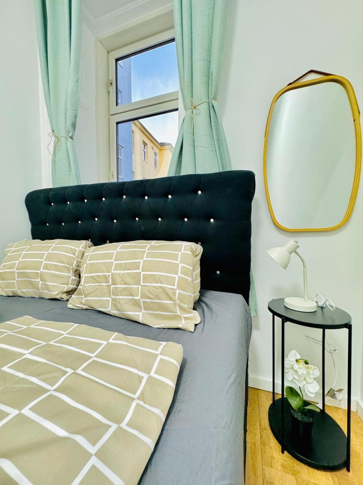 Cozy 9Br Shared Apartment, Only 12Min Walk To Augarten Βιέννη Εξωτερικό φωτογραφία