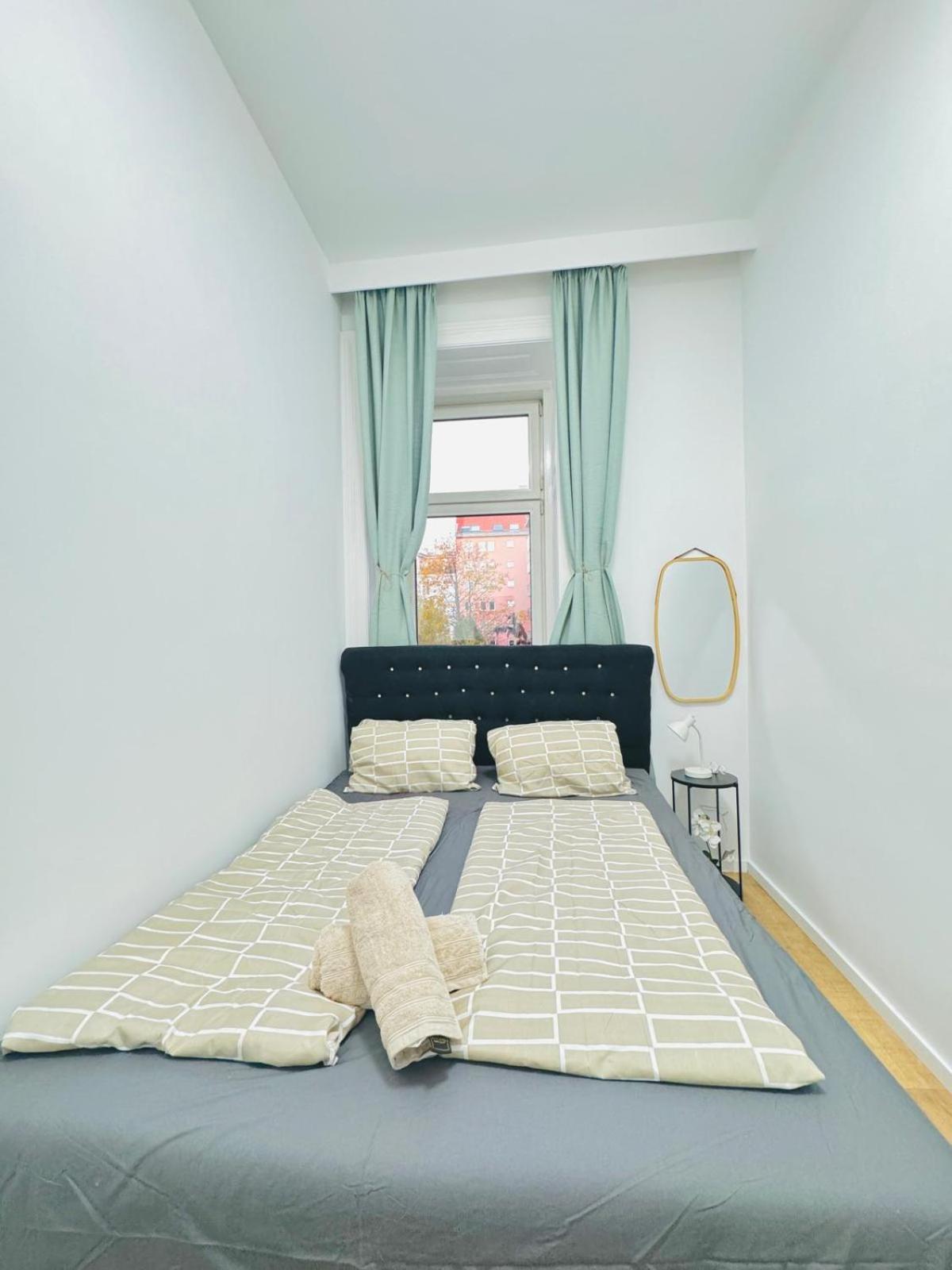 Cozy 9Br Shared Apartment, Only 12Min Walk To Augarten Βιέννη Εξωτερικό φωτογραφία