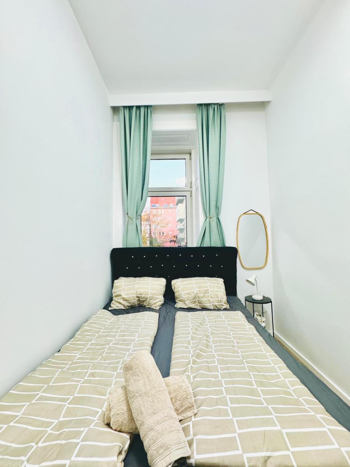 Cozy 9Br Shared Apartment, Only 12Min Walk To Augarten Βιέννη Εξωτερικό φωτογραφία